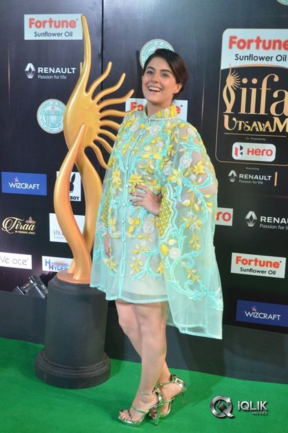 Isha-Talwar-At-IIFA-Utsavam-Awards-2017